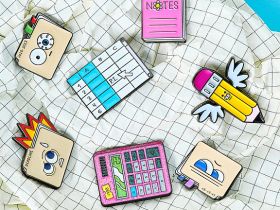 Значок эмалированный "Блокнот"