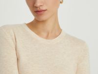 Трикотажный женский джемпер с длинным рукавом