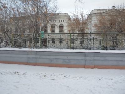 Учительская семинария: ограда