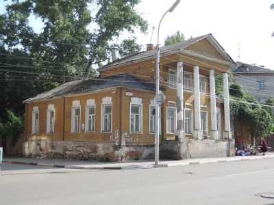 Дом Серовых (деревянный)