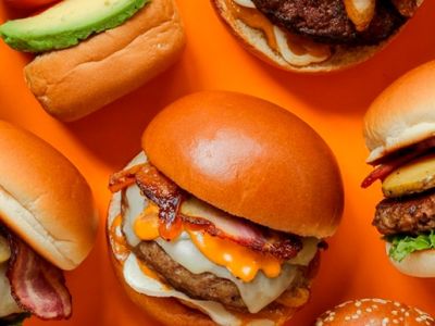 Роскачество приступило к исследованию бургеров популярных сетей быстрого питания