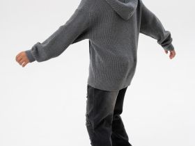 Джемпер трикотажный для мальчиков