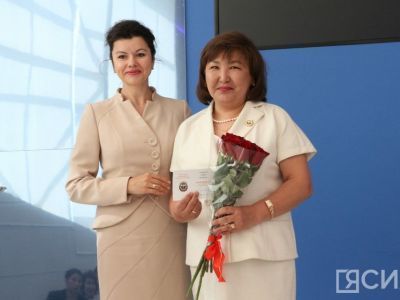 Государственные награды вручили медицинским статистикам Якутии