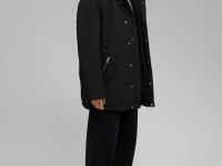 Однобортное пальто с капюшоном