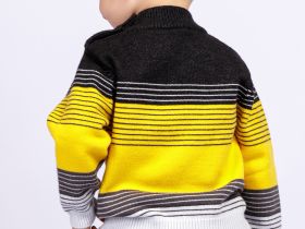 Свитер детский трикотажный для мальчиков