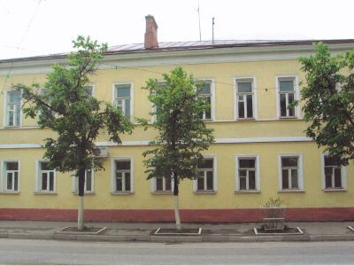 Главный дом (Здание реввоенсовета, где 26 октября 1917 г. была провозглашена Советская власть в Коломенском уезде)