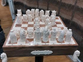 Якутские мастера-косторезы представили свои работы в Казахстане