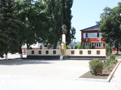 Памятник воинам-землякам, погибшим в годы Великой Отечественной войны