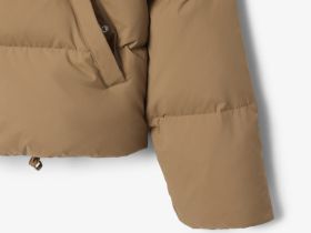 Женская куртка Lacoste