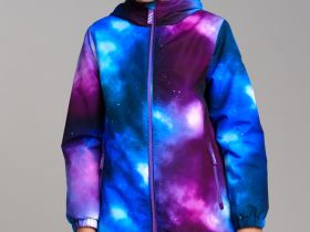 Куртка текстильная с полиуретановым покрытием для девочек (ветровка)