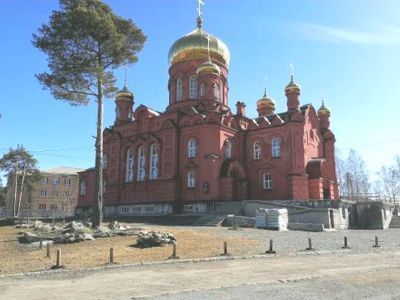 Собор Крестовоздвиженский