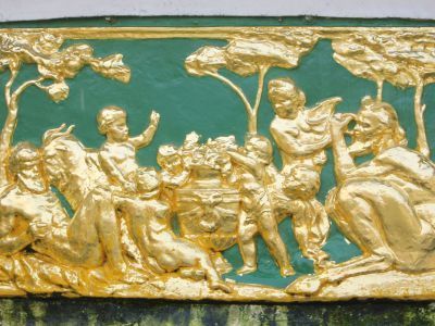Барельеф "Вакхическая сцена"