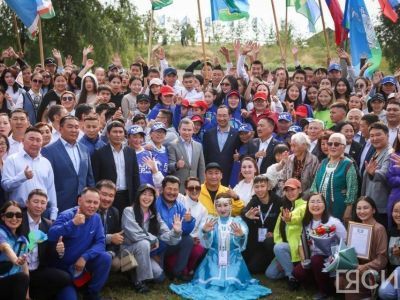 В Нюрбе стартовал республиканский молодежный фестиваль «Тумэр тугэн — 2023»