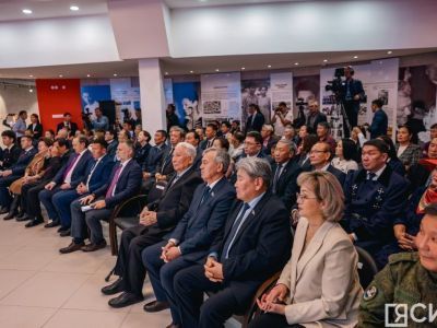 Собрание общественности провели в Якутии в память о первом президенте республики