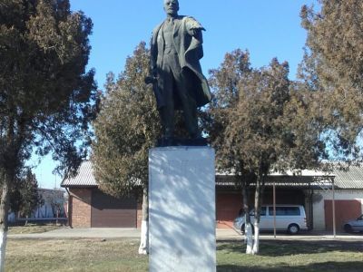 Памятник В.И. Ленину