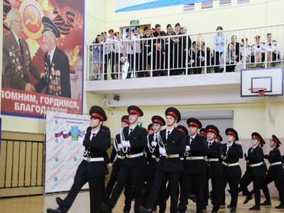 «Равняйсь! Смирно!»: начался смотр песни и строя