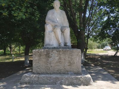 Памятник В.И. Ленину