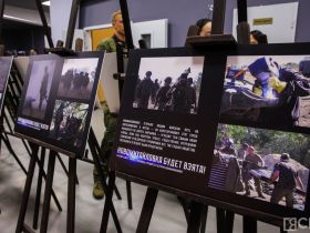 Работы фронтовых фотографов и художника показали в Якутске