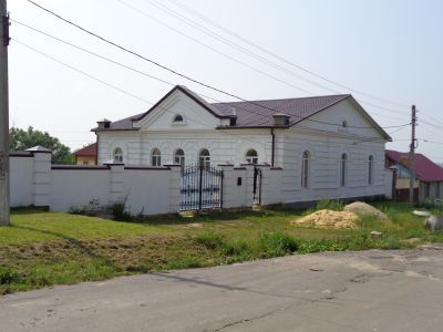 Здание коммерческого банка