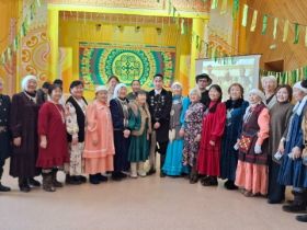 В Хангаласском районе в конкурсе «Бөртө Оһуокай» лучший запевала выиграл жеребенка