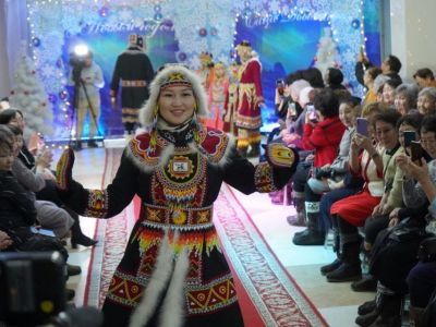 В Якутске модельеры представили коллекции национальных костюмов