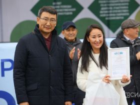 В Якутске открыли выставку-ярмарку «Продовольствие-2025»