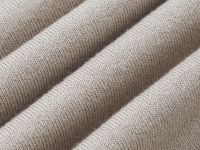 Легкий джемпер полуприлегающего кроя с коротким ру