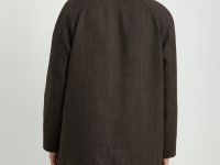 Однобортное пальто с отложным воротником