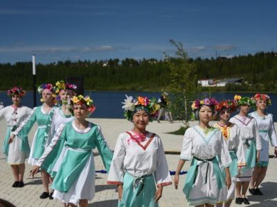 В Мирном впервые прошли Троицкие гуляния славянских народов
