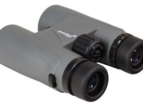 Бинокль Levenhuk Karma PLUS 8x42