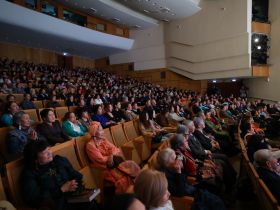 В Якутске ко Дню родного языка и письменности наградили выдающихся деятелей