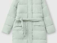 Утепленное пальто с поясом