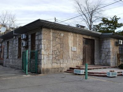 Здание, в котором 1901-1902 годах работал В.Г.Шкляревич, а в годы Великой Отечественной войны была организована подпольная патриотическая группа