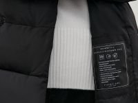 Стеганое утепленное пальто с капюшоном