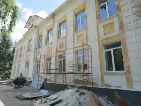 Юрий Трутнев проверил ход восстановительных работ на подшефных Дальнему Востоку территориях ДНР