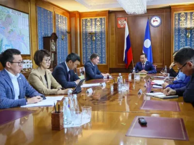 Айсен Николаев поставил рабочие задачи правительству Якутии на текущую неделю