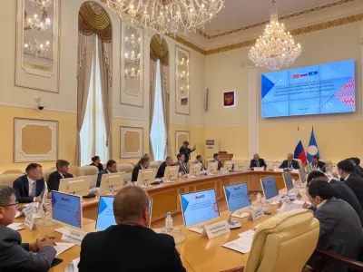 Делегация Беларуси работает в Якутске для развития торгово-экономических связей и поставок спецтехники