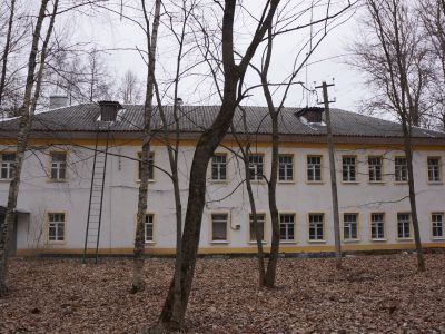 Усадьба «Суйда», которая принадлежала Ганнибалу Абраму Петровичу и где жили родители, сестры и няня Пушкина Александра Сергеевича. Сюда неоднократно приезжал Суворов Александр Васильевич