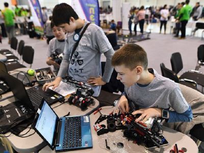 Минцифры России объявляет о старте летнего общеобразовательного проекта «День цифры»