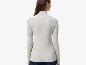 Женский свитер Lacoste