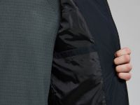 Стеганая куртка с капюшоном