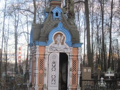 Часовня над могилой А.И.Глазунова