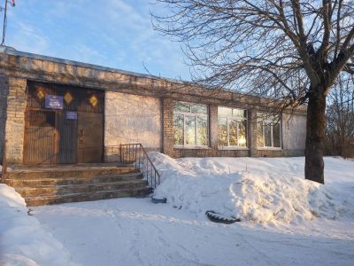 Клуб поселка Пологи