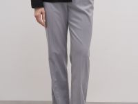 Брюки свободного кроя со стрелками