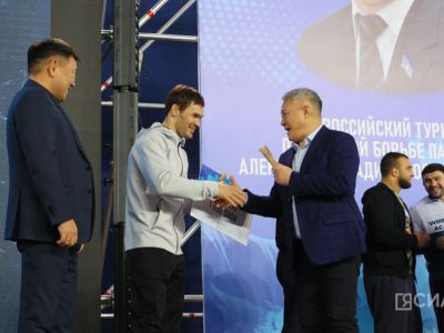 Виктор Рассадин выиграл миллион рублей на турнире Александра Крылова