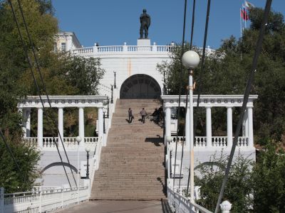 Спуск к реке Урал