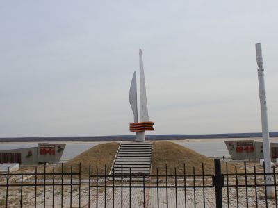 Памятник воинам - землякам, погибшим в годы Великой Отечественной войны (1941-1945)