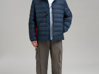 Пуховик с натуральным наполнителем и водоотталкивающей пропиткой