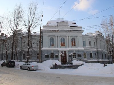 Горный корпус Политехнического института, в котором работали геологи Обручев Владимир Афанасьевич и Усов Михаил Антонович