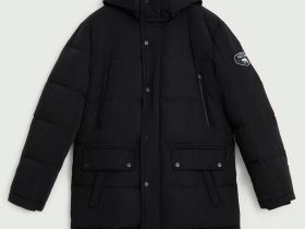 Пуховое полупальто со съемным капюшоном